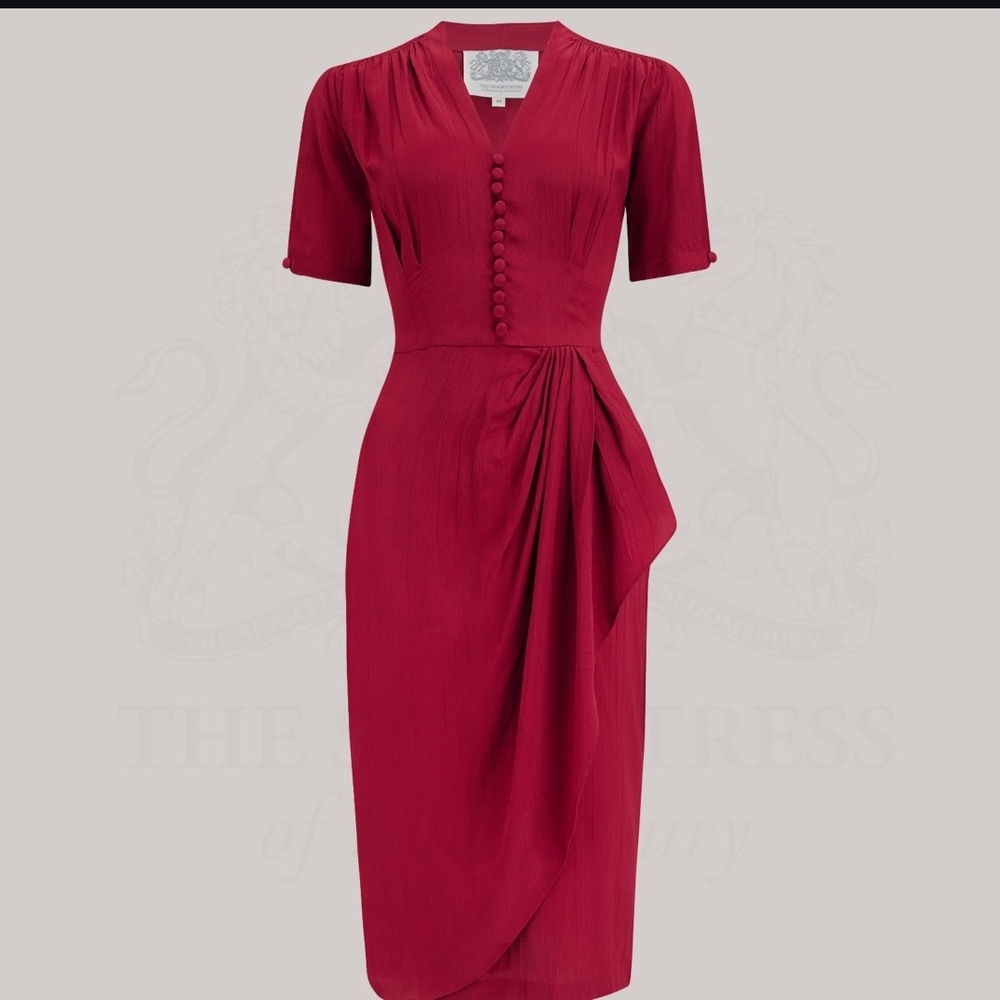 Elegant Red Button-Front Dress - Picture 1 of 9